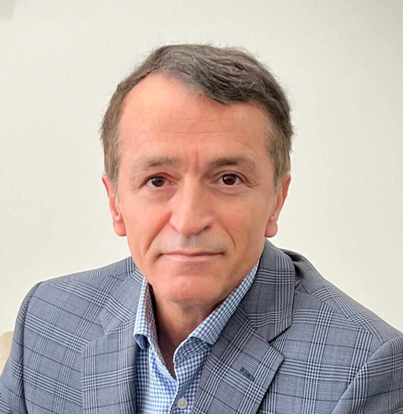 Dr. Mohamad Reza Eskandari
